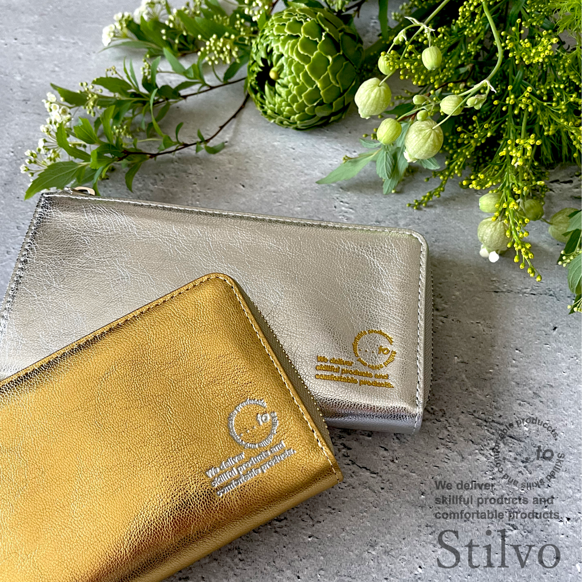 【...to®・Stilvo】Gold & Silver・大きく開いて出し入れ快適「手のひら長財布」全2色