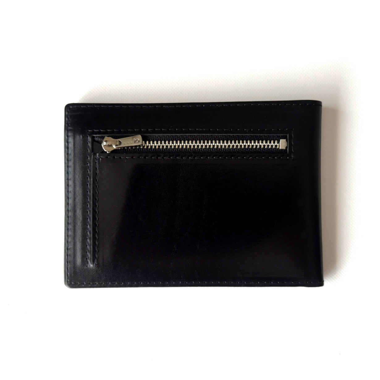 <訳アリ>THINly_Rugato/カード最大20枚　極薄二つ折り財布
