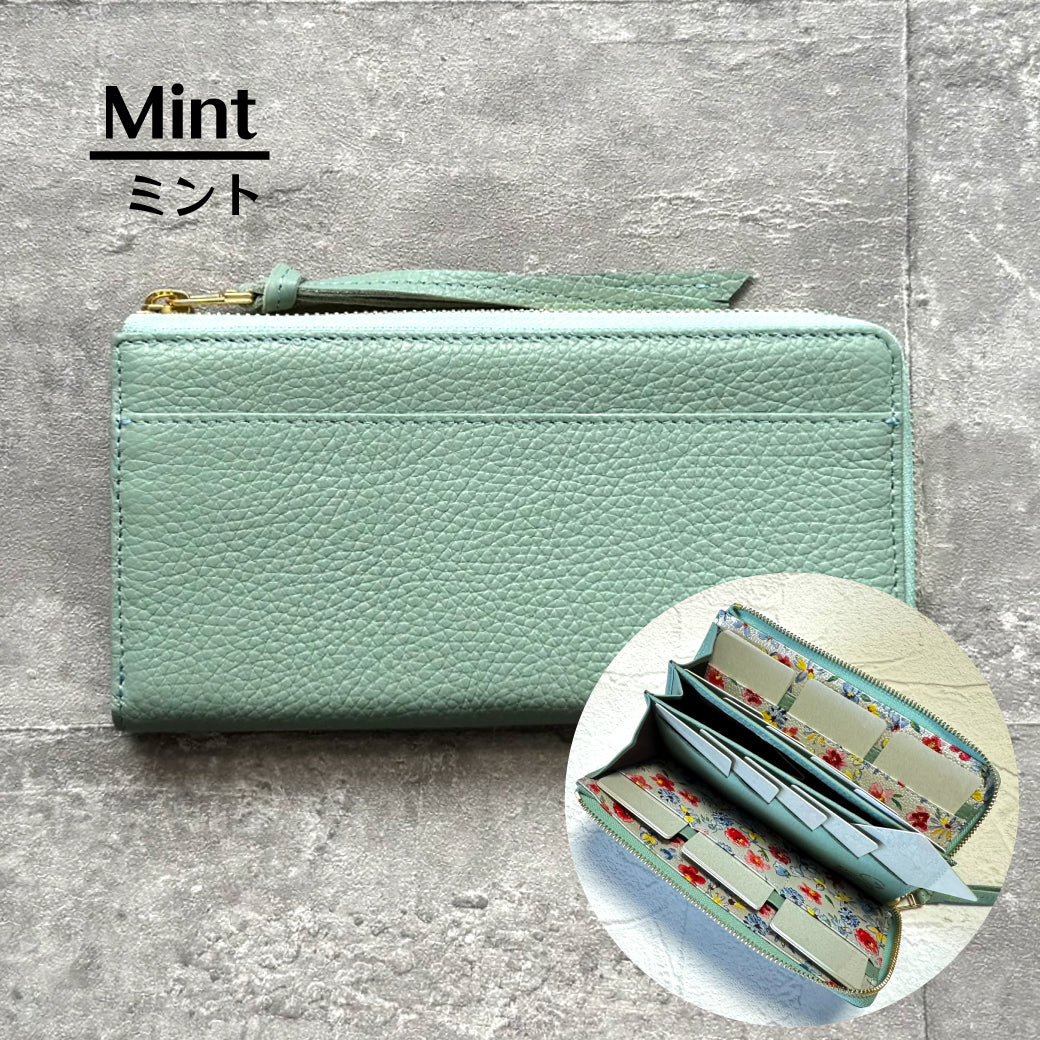 カード30枚】膨らみづらくカードが整列。利き手を問わない長財布